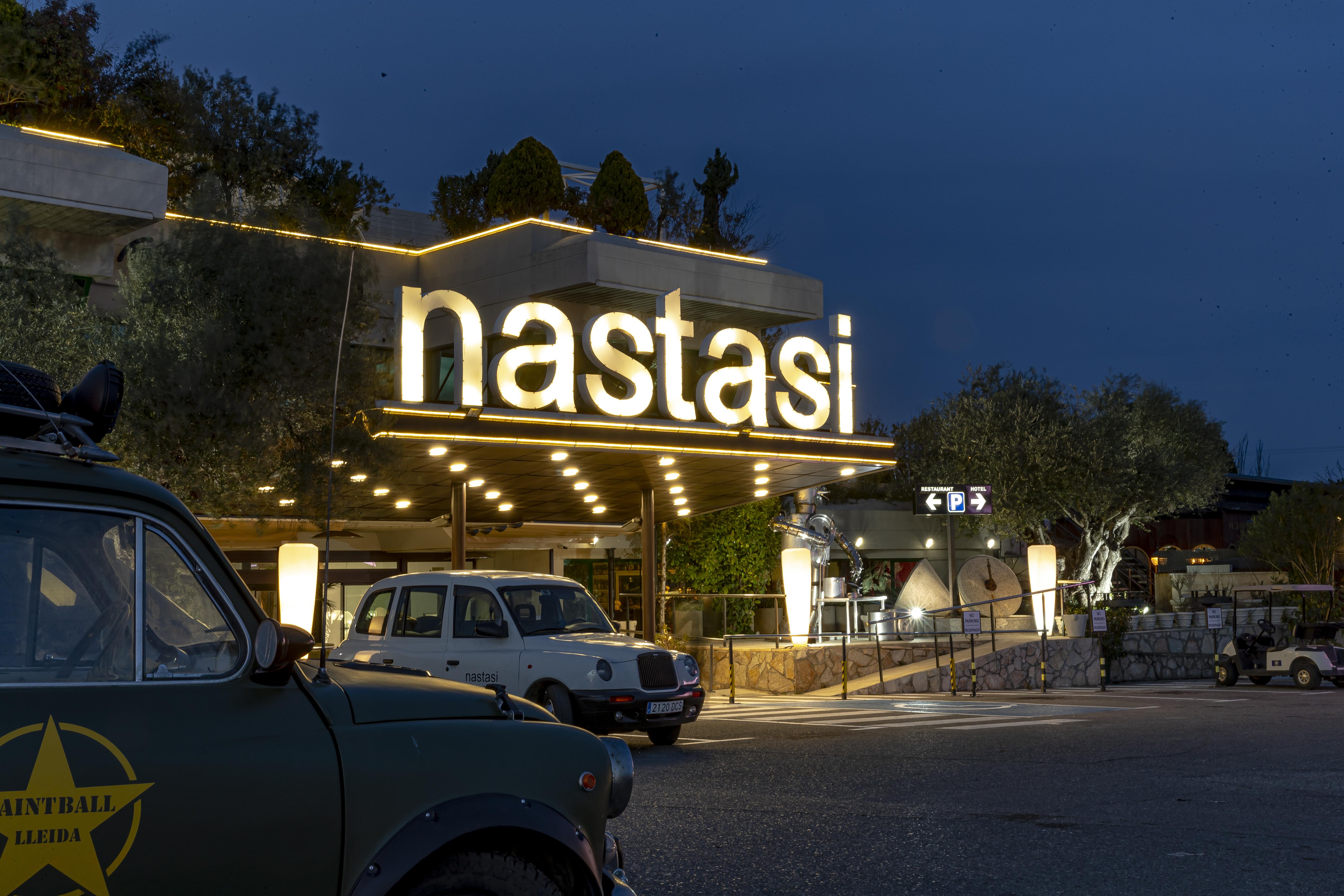 Nastasi Hotel & Spa Lerida Buitenkant foto