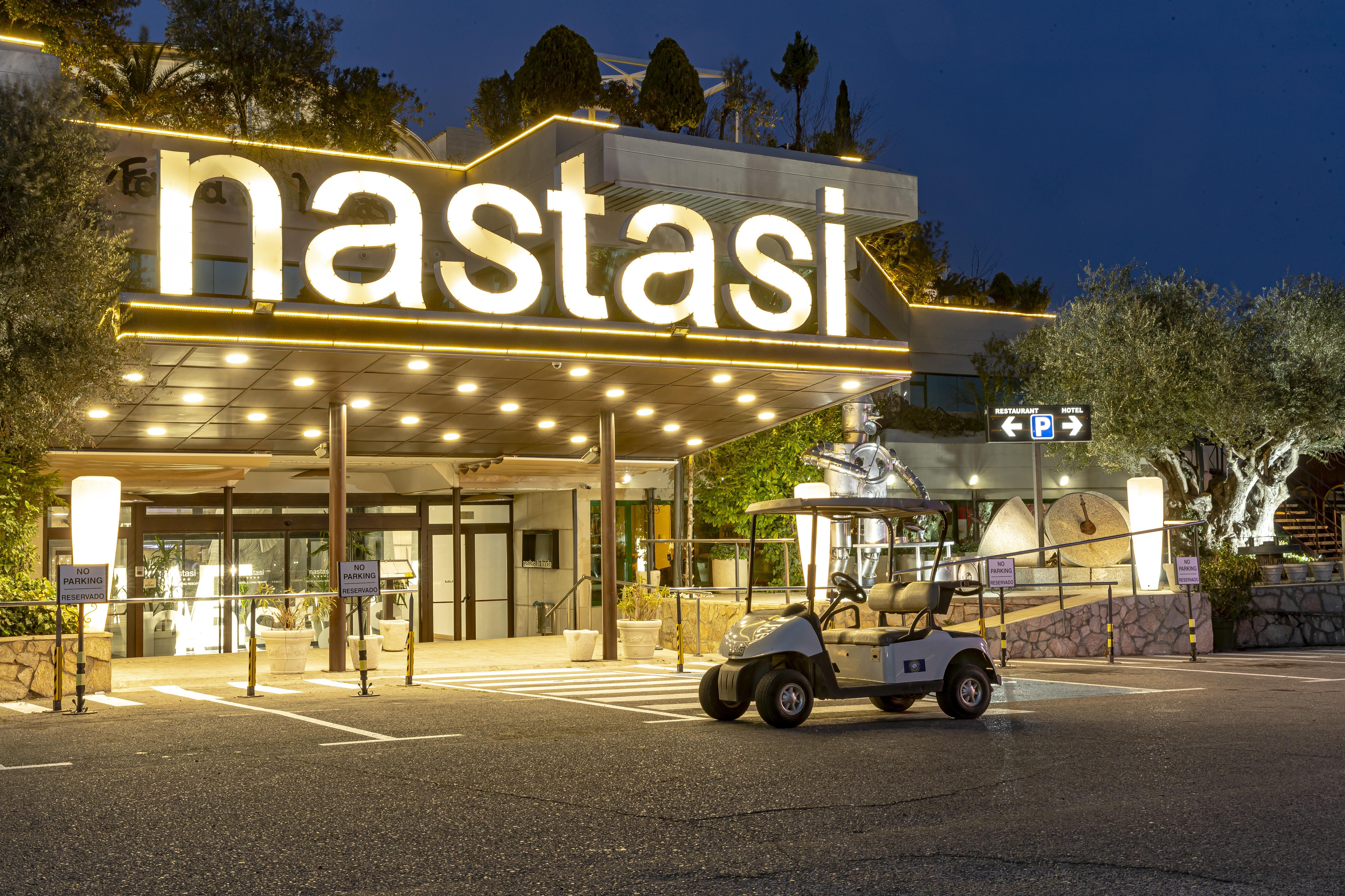 Nastasi Hotel & Spa Lerida Buitenkant foto