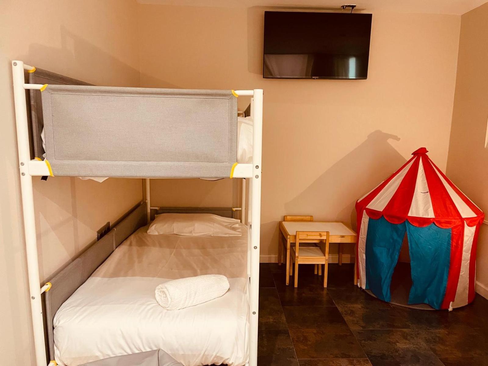 Nastasi Hotel & Spa Lerida Buitenkant foto